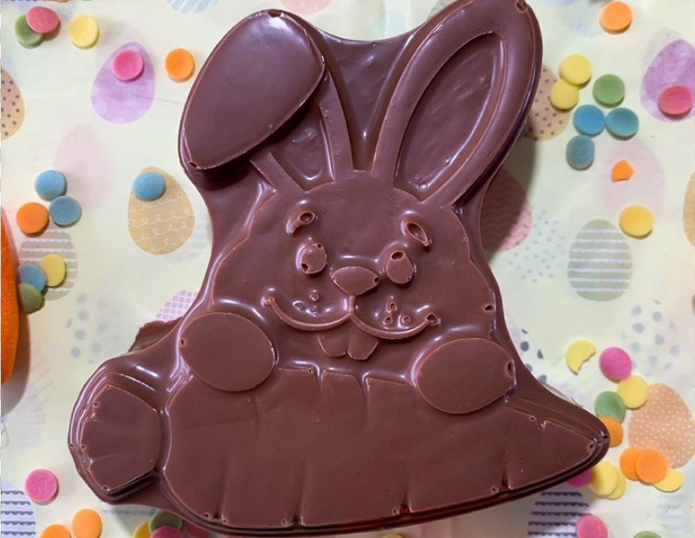 yer-maw-sells-chocolate-bunny