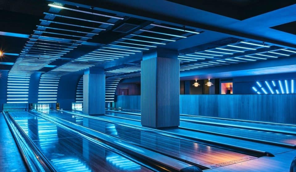 Spare Some Time For Glasgow’s Space Age-Themed Rooftop Bar And Bowling Alley • VEGA
