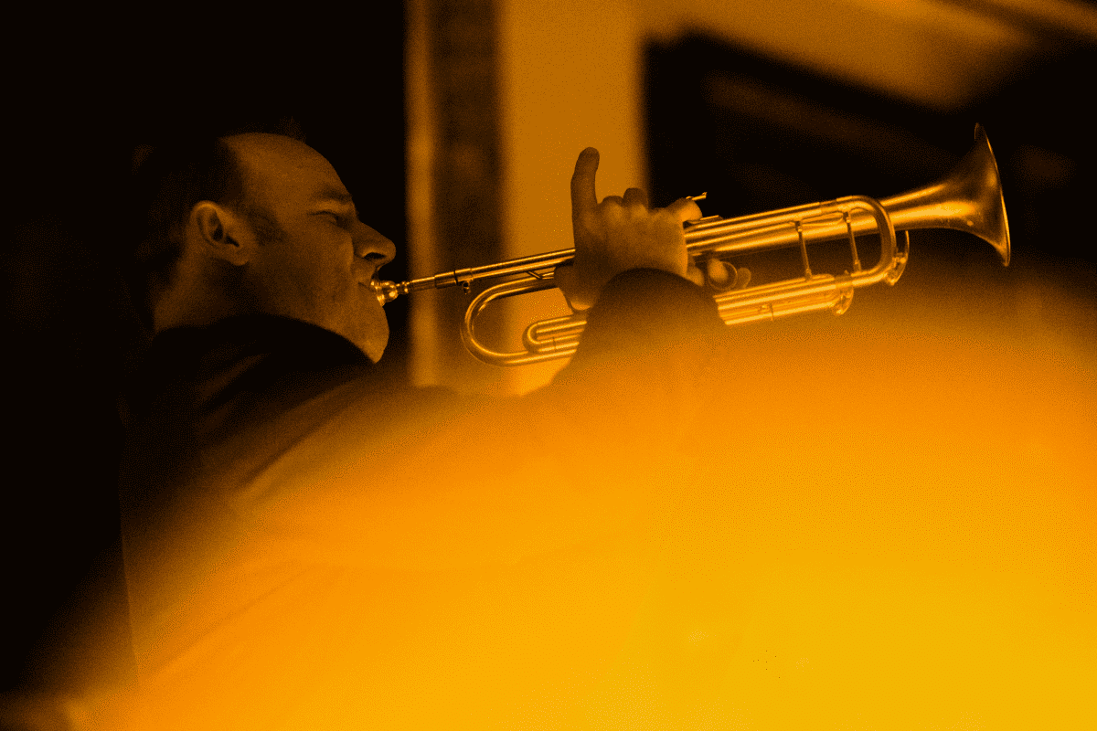 Man playing trumpet 