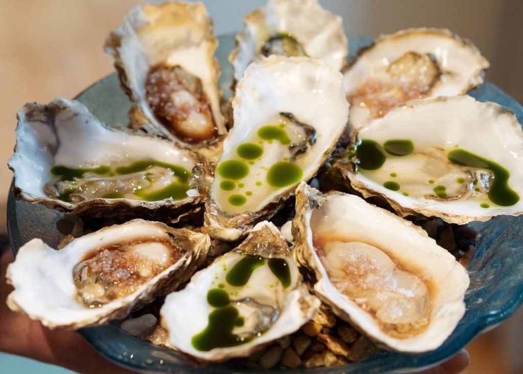 shucks-glasgow-oysters