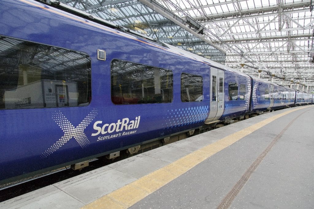 scotrail-train-at-platform-at-edinburgh-waverley-station