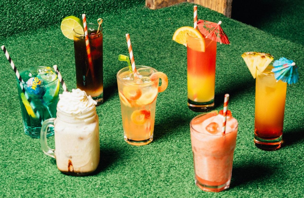 all-of-fore-play-crazy-golf-glasgow-cocktails-on-turf
