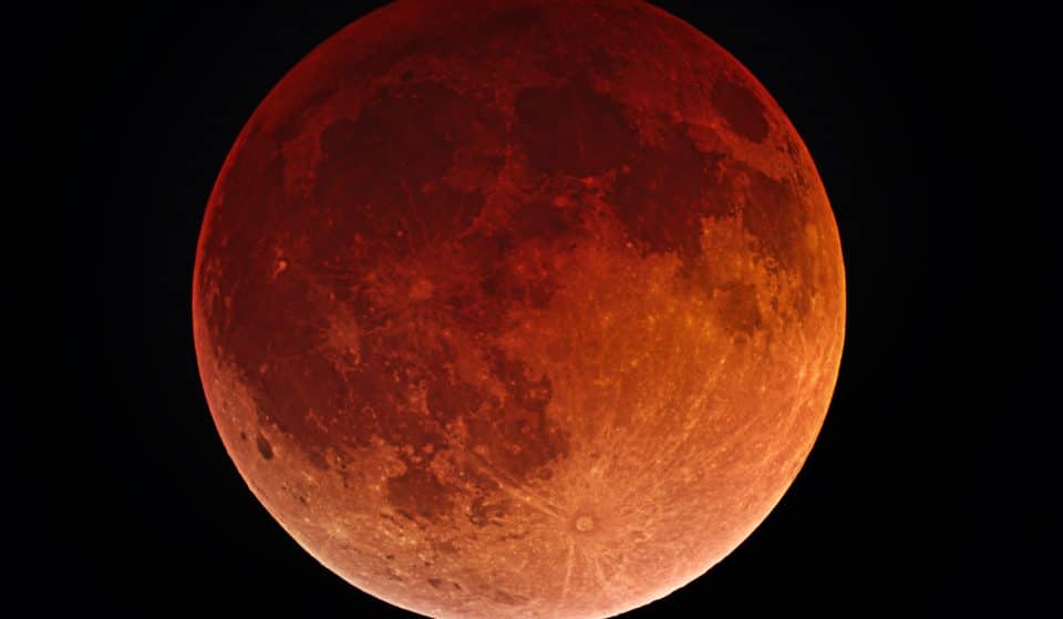 You Could Catch A Glimpse Of A Blood Moon Eclipse From Glasgow This Weekend