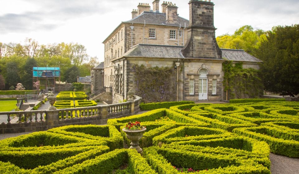 This Open Air Candlelight Concert Brings Vivaldi & Mozart To The Picture Perfect Pollok House