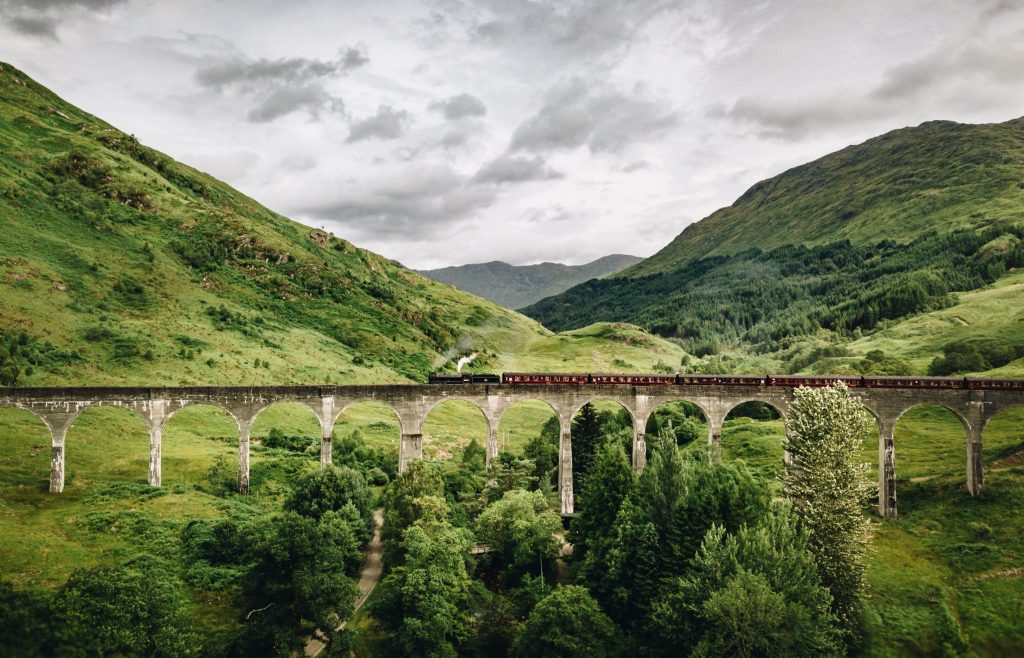 train-crossing-glenfinnan-viaduct-scotland
