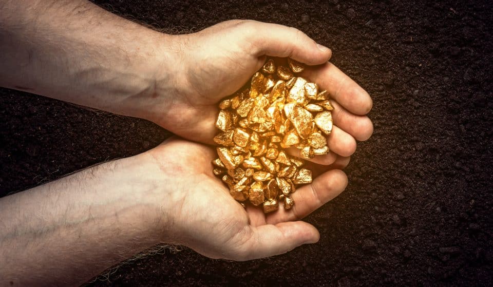 The Biggest Gold Nugget Found In 400 Years Is Now On Display In A Glasgow Museum