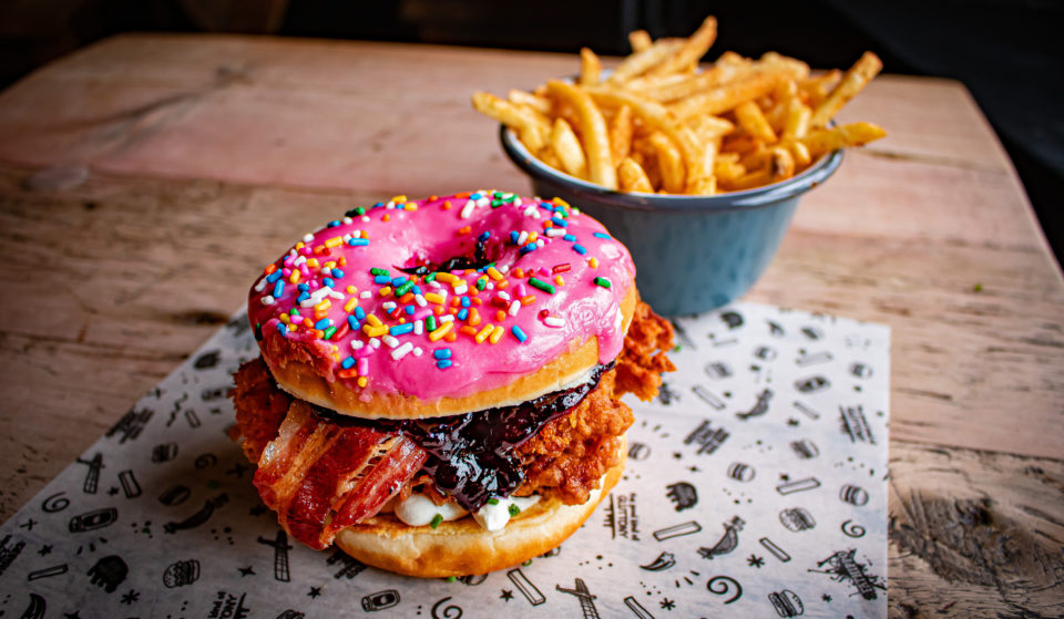 You Can Indulge In A Simpsons-Inspired Doughnut Burger At This Glasgow Burger Joint